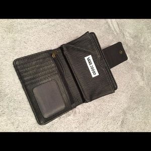 Vans wallet with chain strap